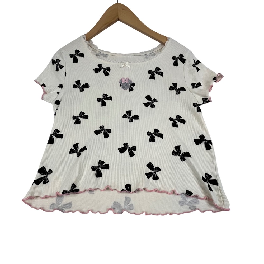 Disney Minnie Mouse Bow Print Ribbed Lace Trim Lettuce Edge Top Cream Tee